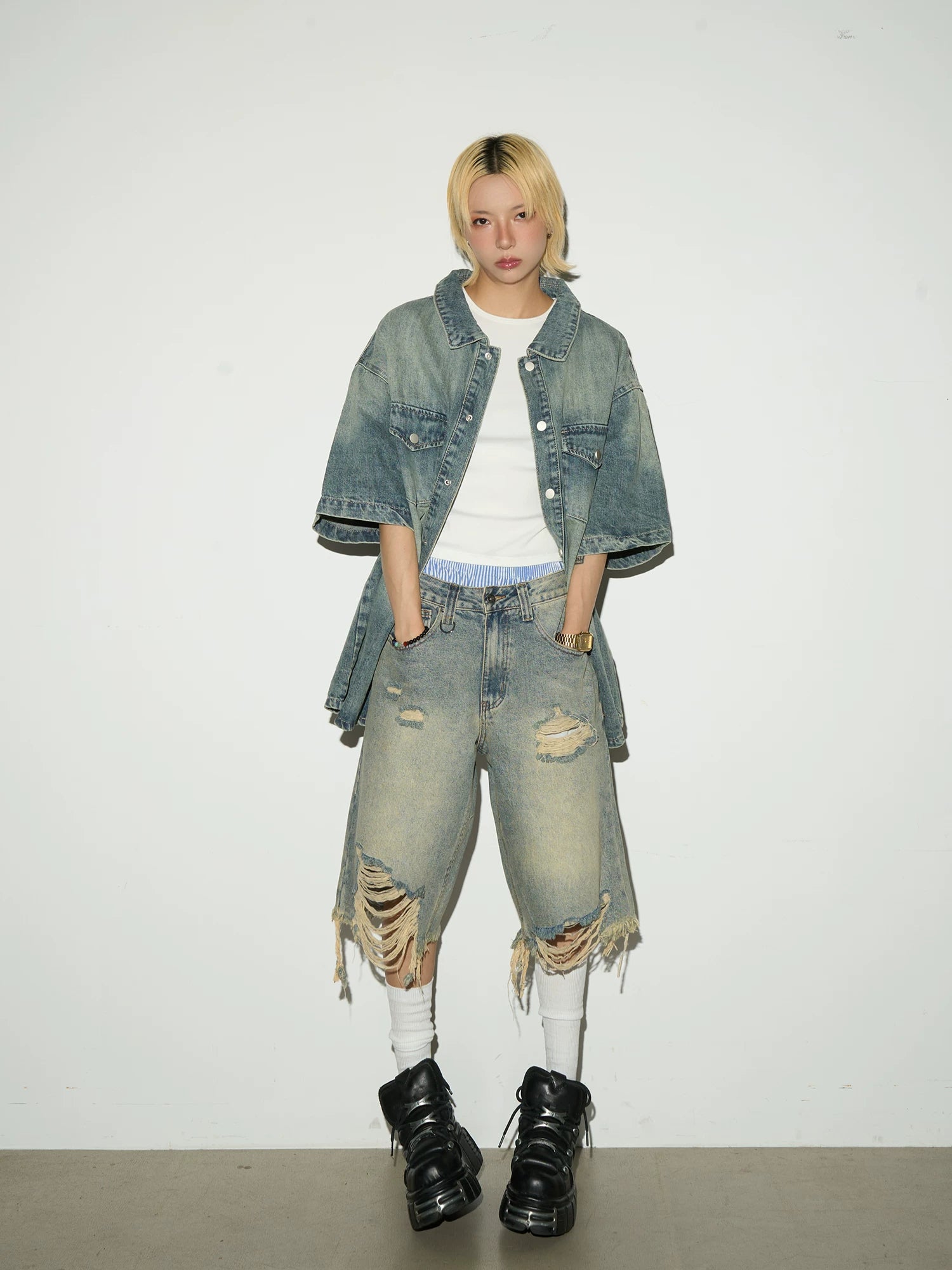 Damage Washed Frayed Hem Half Denim Jeans