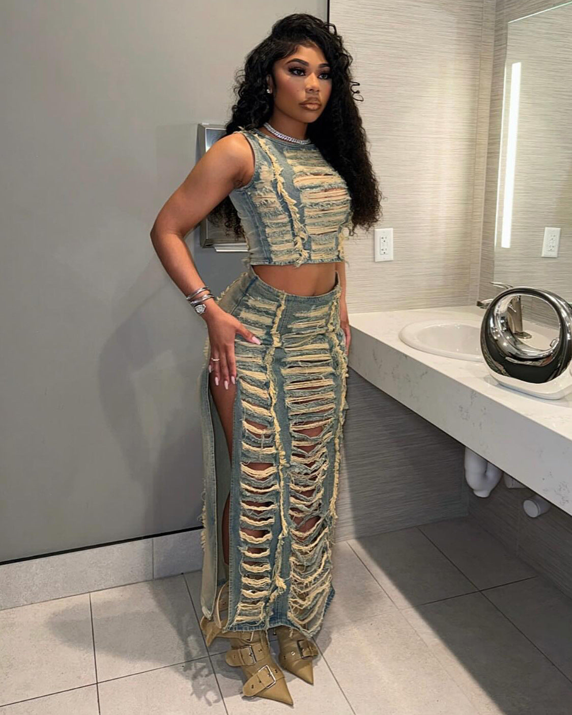 Ensemble en jean vieilli pour femme