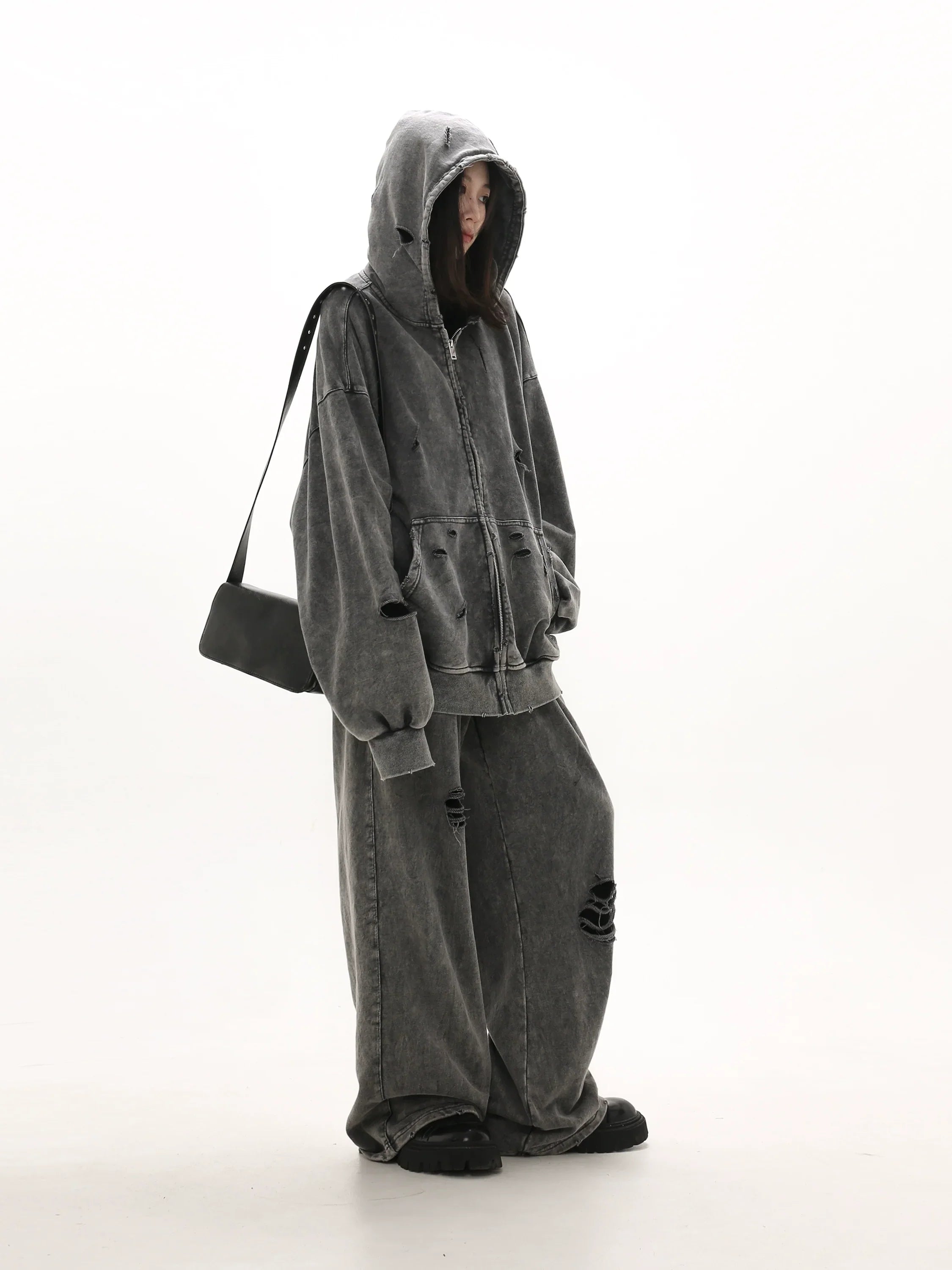 Oversize Damage Zipper Hoodie & Wide-leg Damage Sweatpants Setup