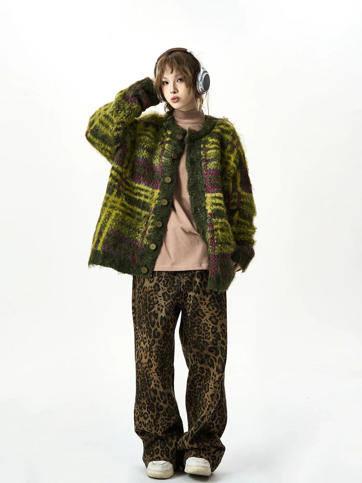 Round Necked Heavyweight Oversize Knit Cardigan