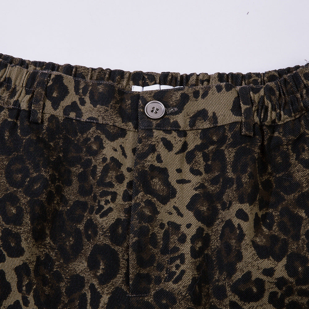 Cargo-Shorts mit Leopardenmuster