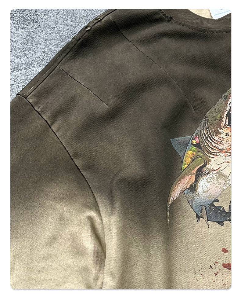 Camiseta holgada con personalidad de tiburón oscuro