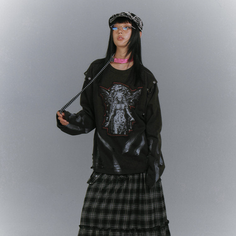Washed Damage Patch Embroidery Print Long Sleeve T-Shirt