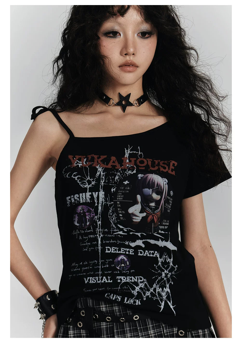 Off-Shoulder Graphic Print Slim Short Sleeve T-Shirt