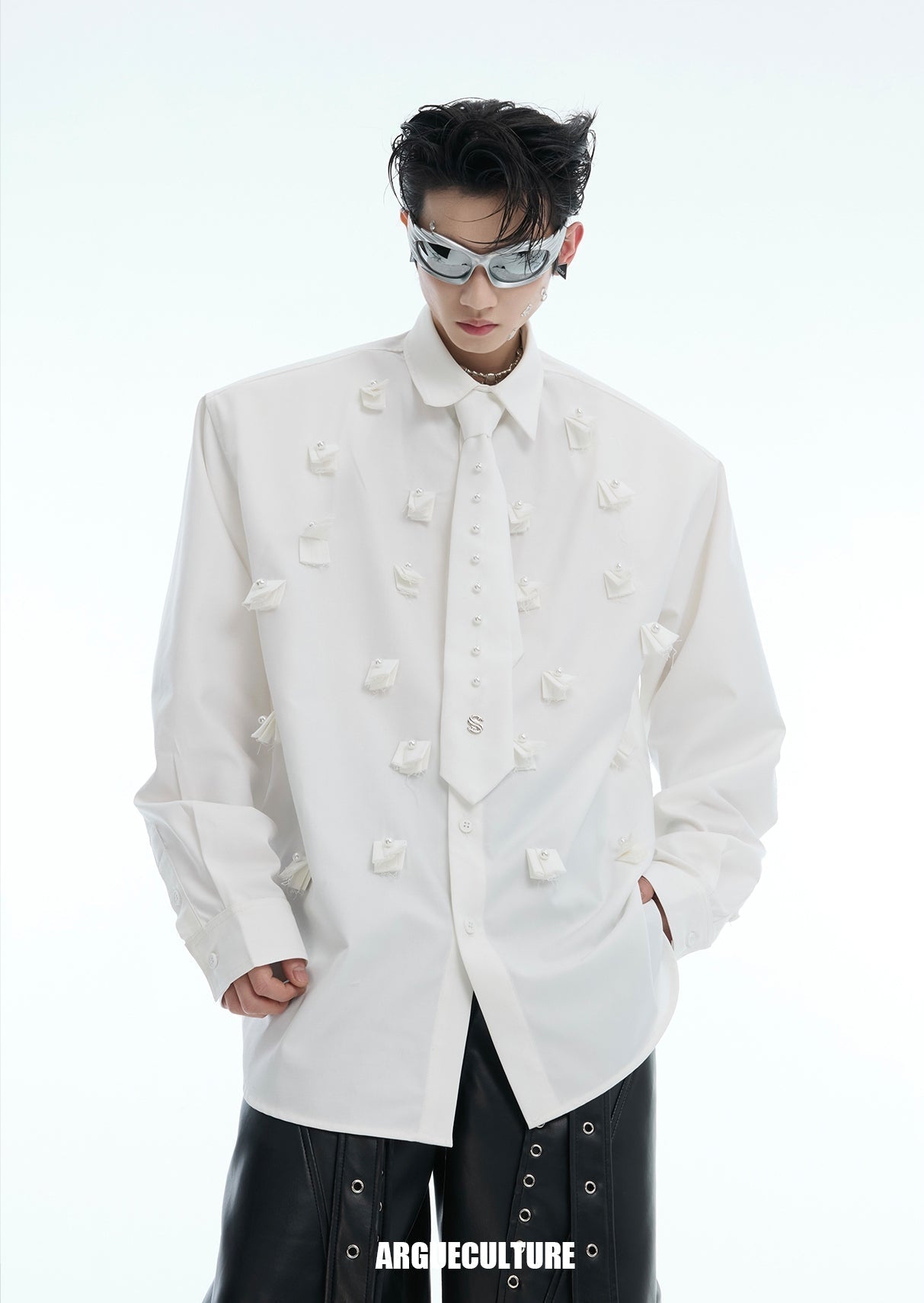 Pearl Decor Long Sleeve Shirt