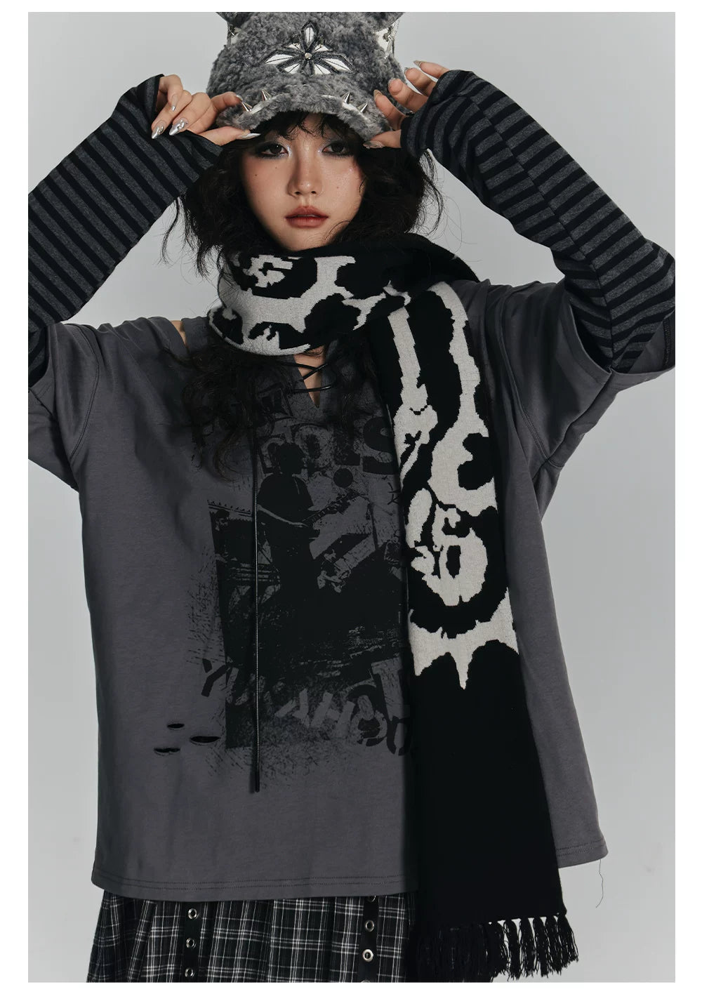 Fake Layered Drawstring V-Neck Long Sleeve T-Shirt