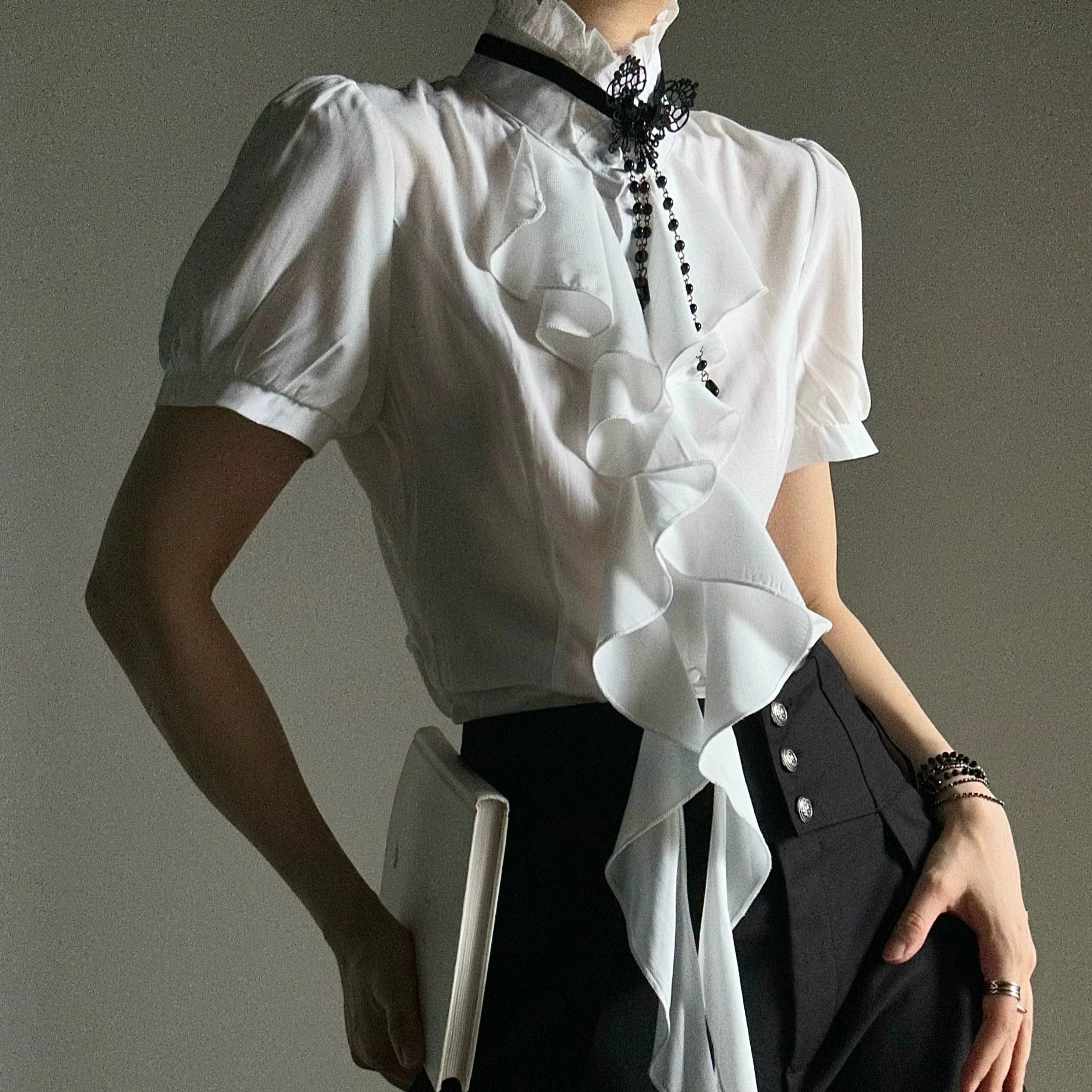 Ruffled Slim Shirt & Necklace