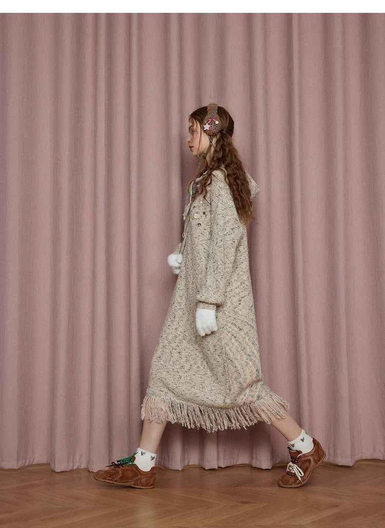 Robe longue ample à manches longues en maille avec capuche