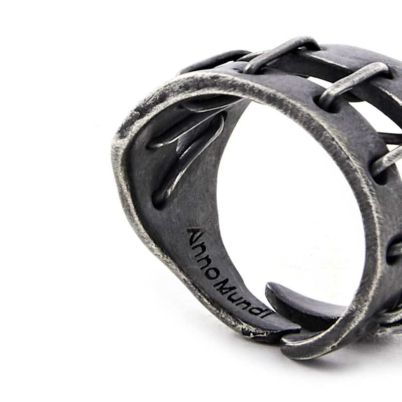 Dark Heavy Strap Silver Ring