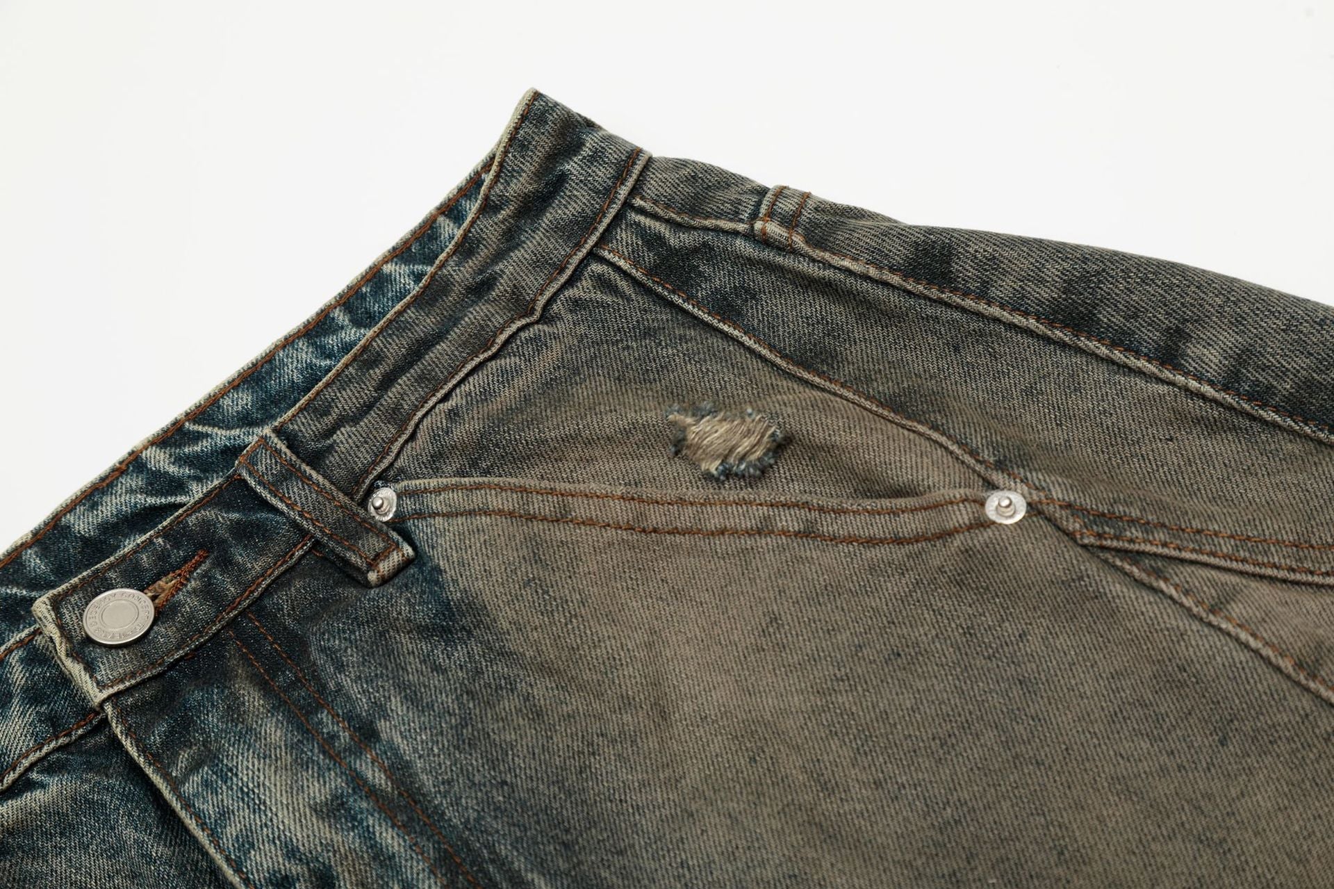 Washed Deconstruction Barrel Denim Jeans