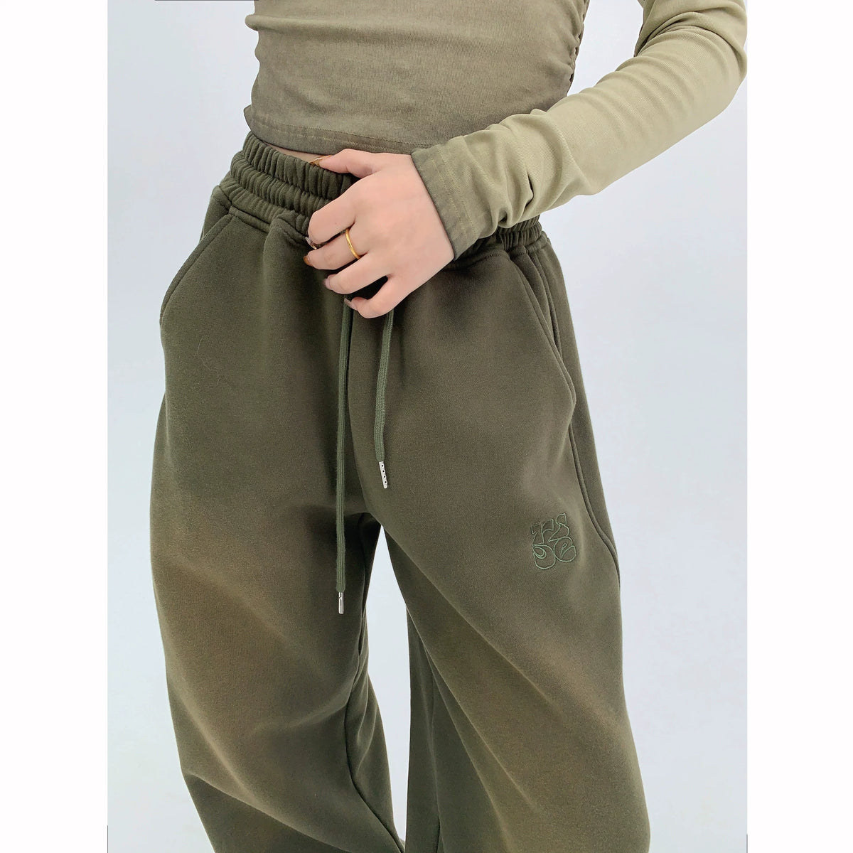 Washed Wide-Leg Straight Sweatpants