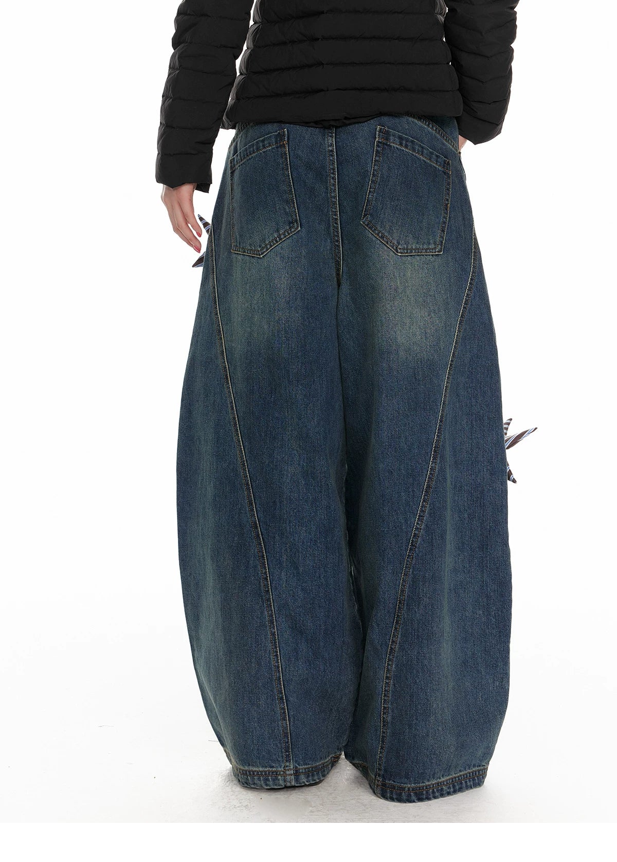 Star Patch Washed Wide-Leg Denim Jeans