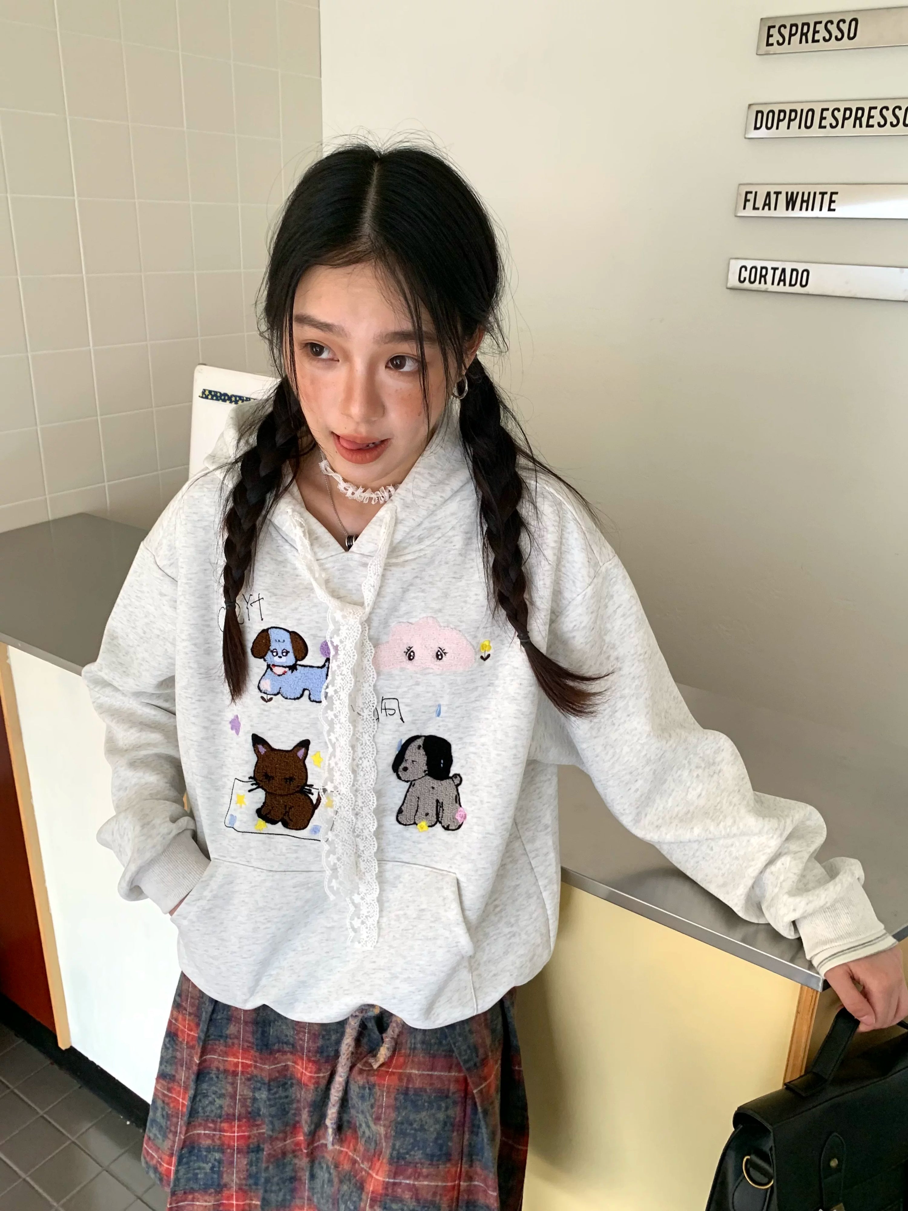 Lace Embroidery Dog Print Oversize Pullover Hoodie