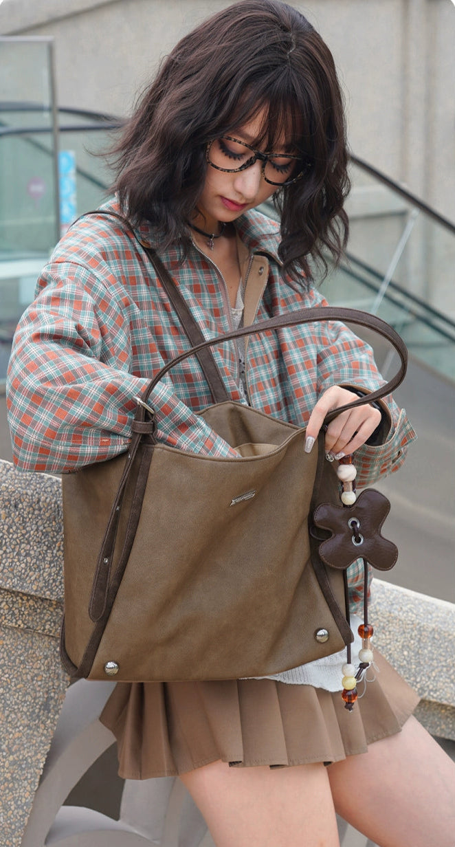 Duohua Autumn and Winter 2024 New Large-capacity Commuter Tote Bag Sweet Cool Niche Design Shoulder Bag Versatile and Casual