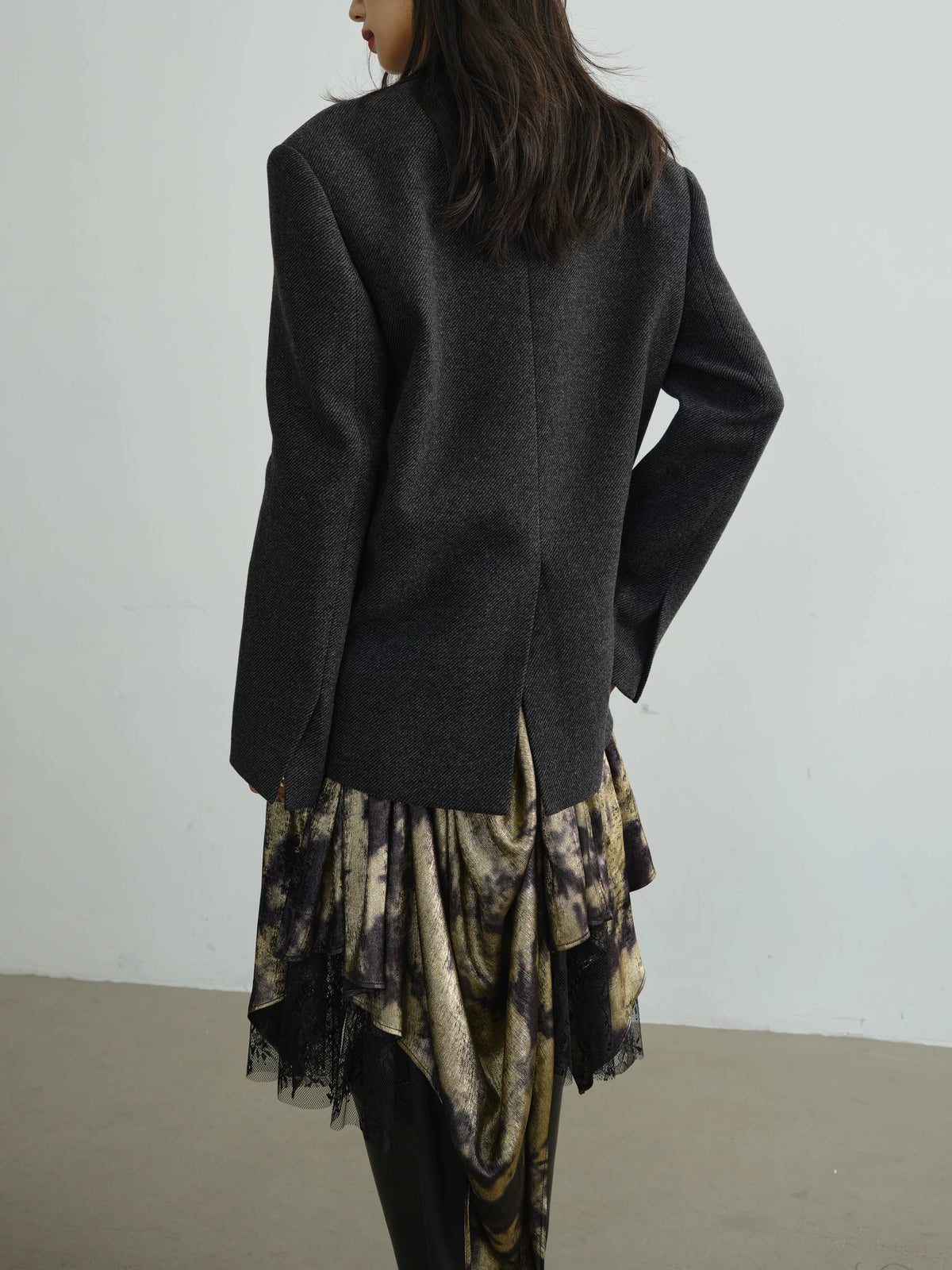 Low Neckline Diagonal Placket Jacket