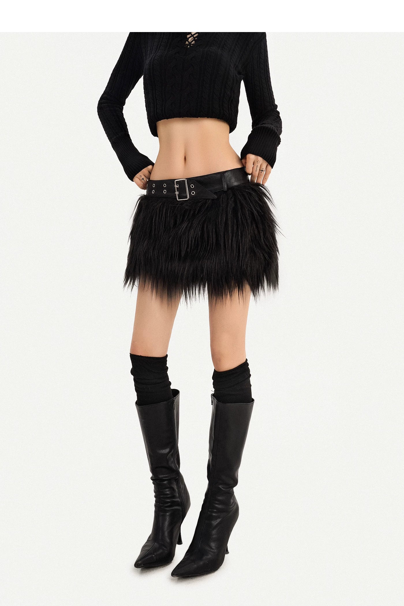 Plush High-Waist Design Short Skirt