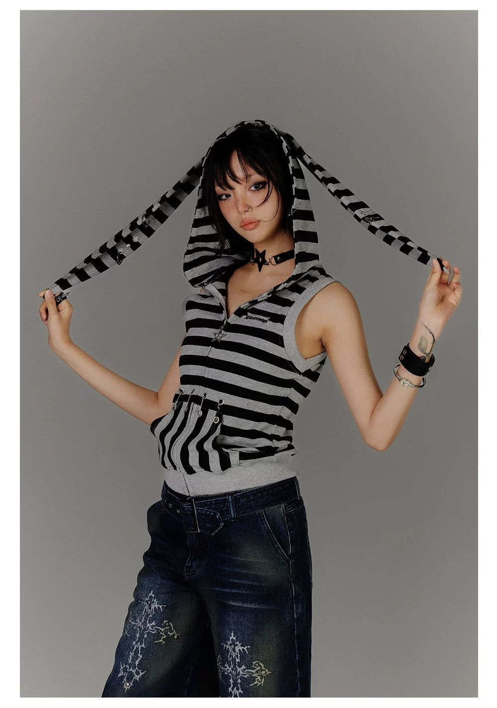 Stripe Zipper Hooded Sleeveless T-Shirt