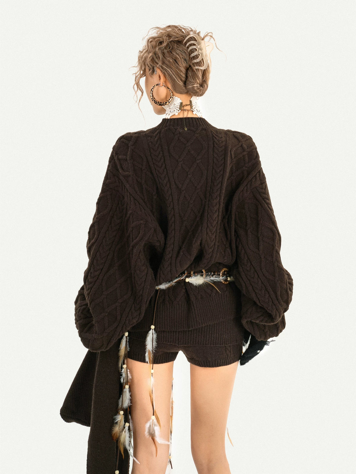 Oversize Knit Sweater & Low Waist Knit Short Pants & Shawl & Leg Warmers Setup