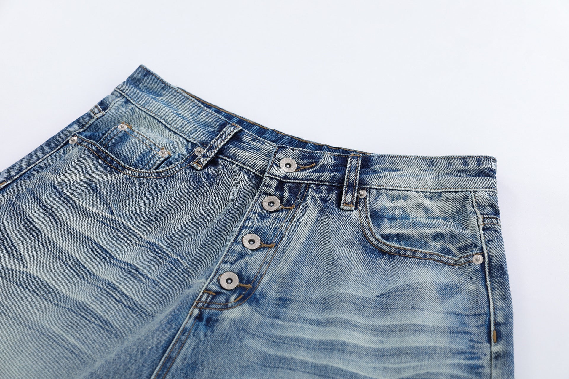 Washed Whisker Wide Leg Curved Jort