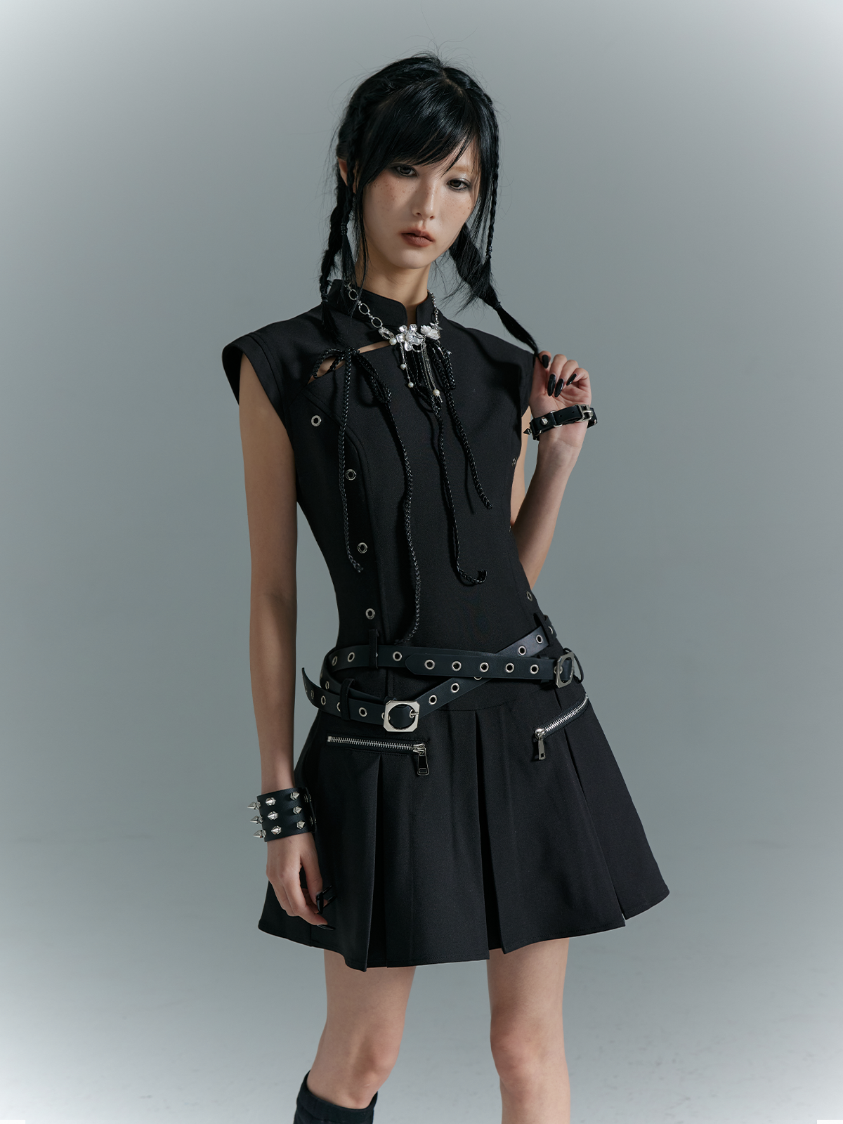 Cutout Pleats Qipao Sleeveless Dress With Belt