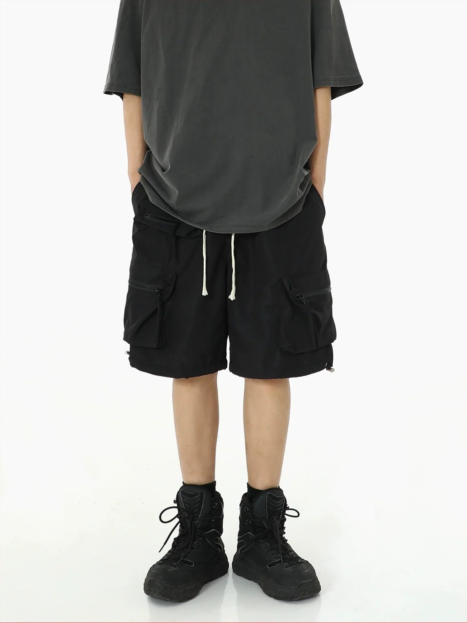 Multi Pocket Cargo Short Pants