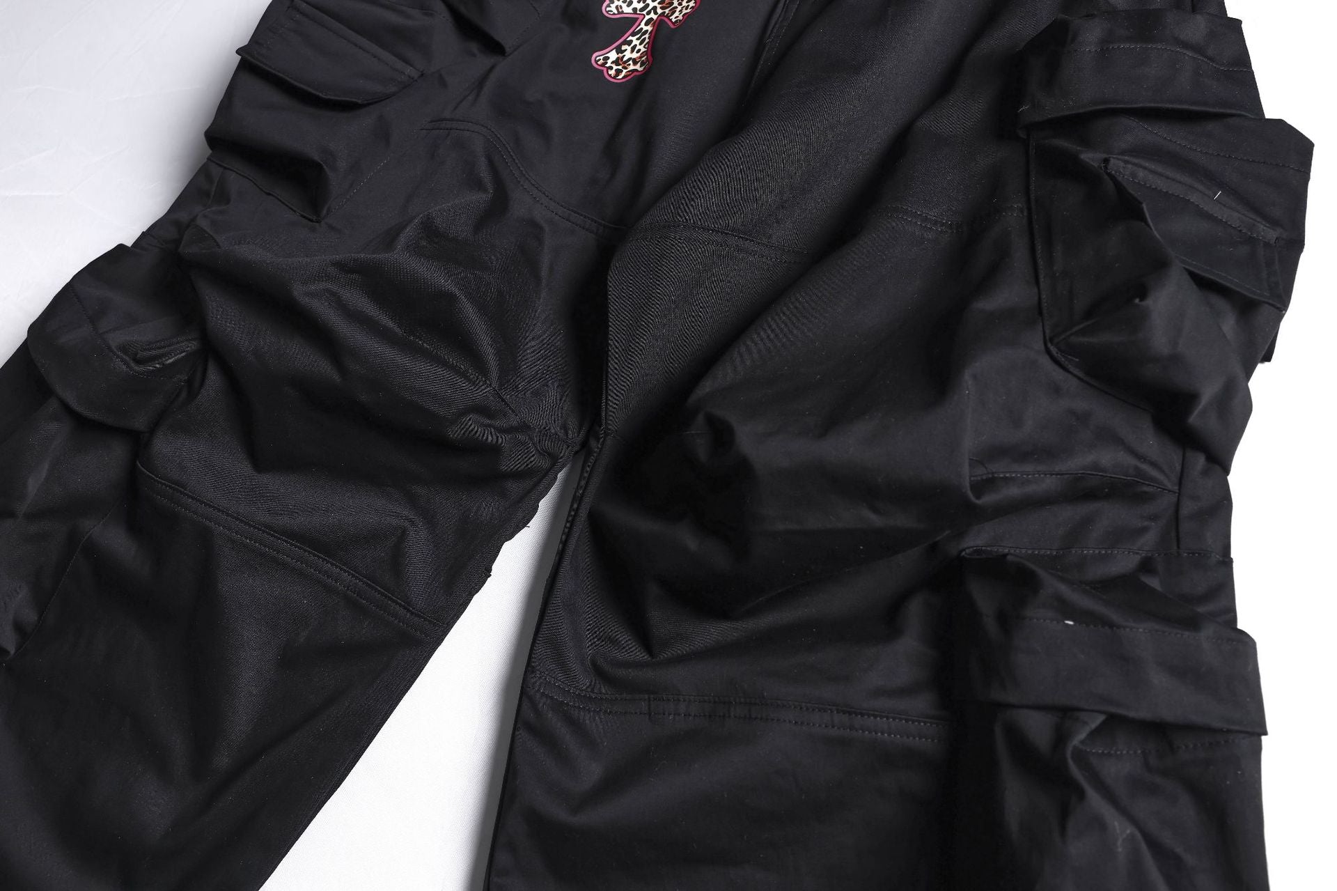 Multi Pocket Letter Print Straight Cargo Pants