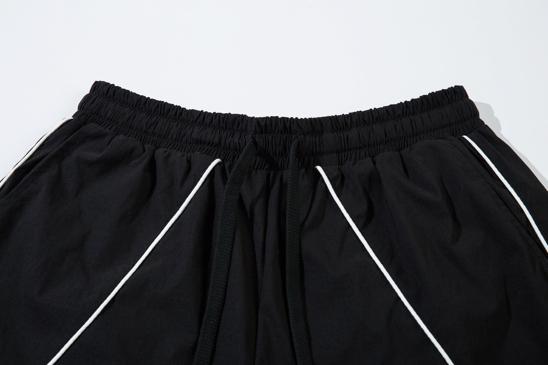 Line Design Wide Leg Curved Pants