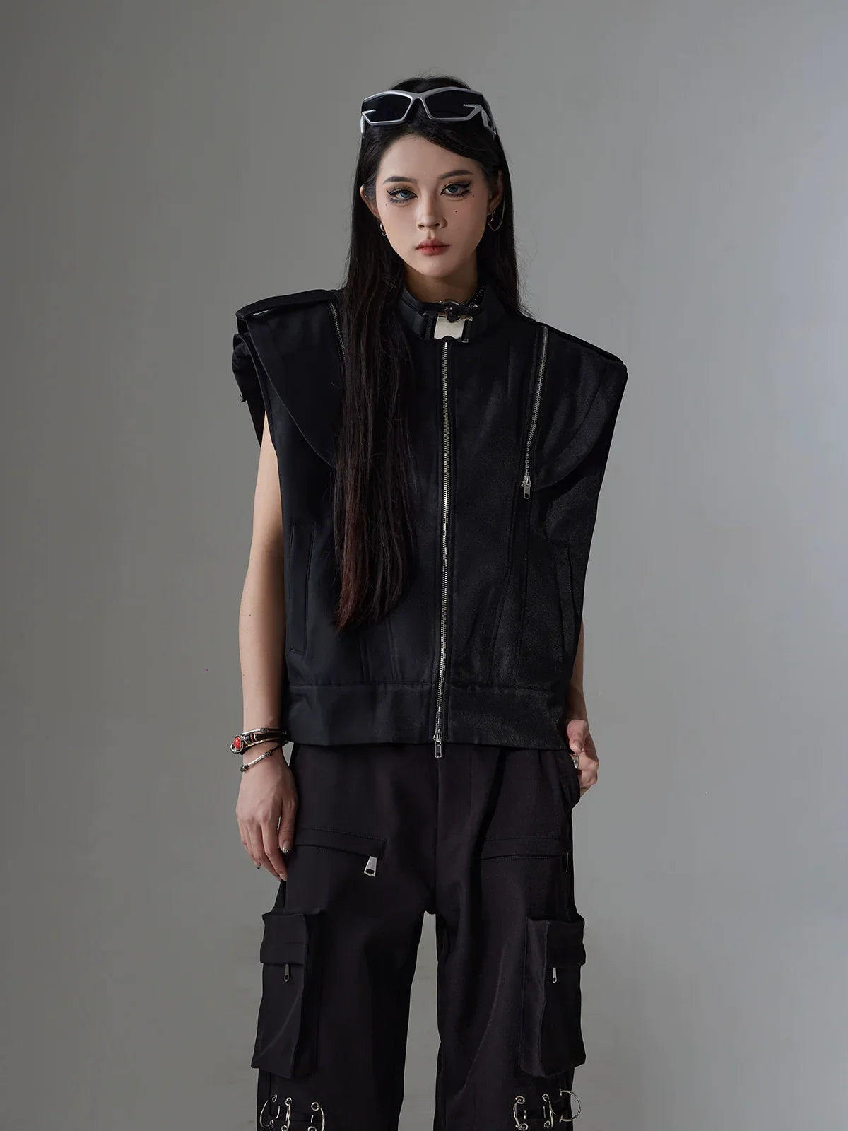 Heavyweight Shoulder-Pad Sleeveless Shirt