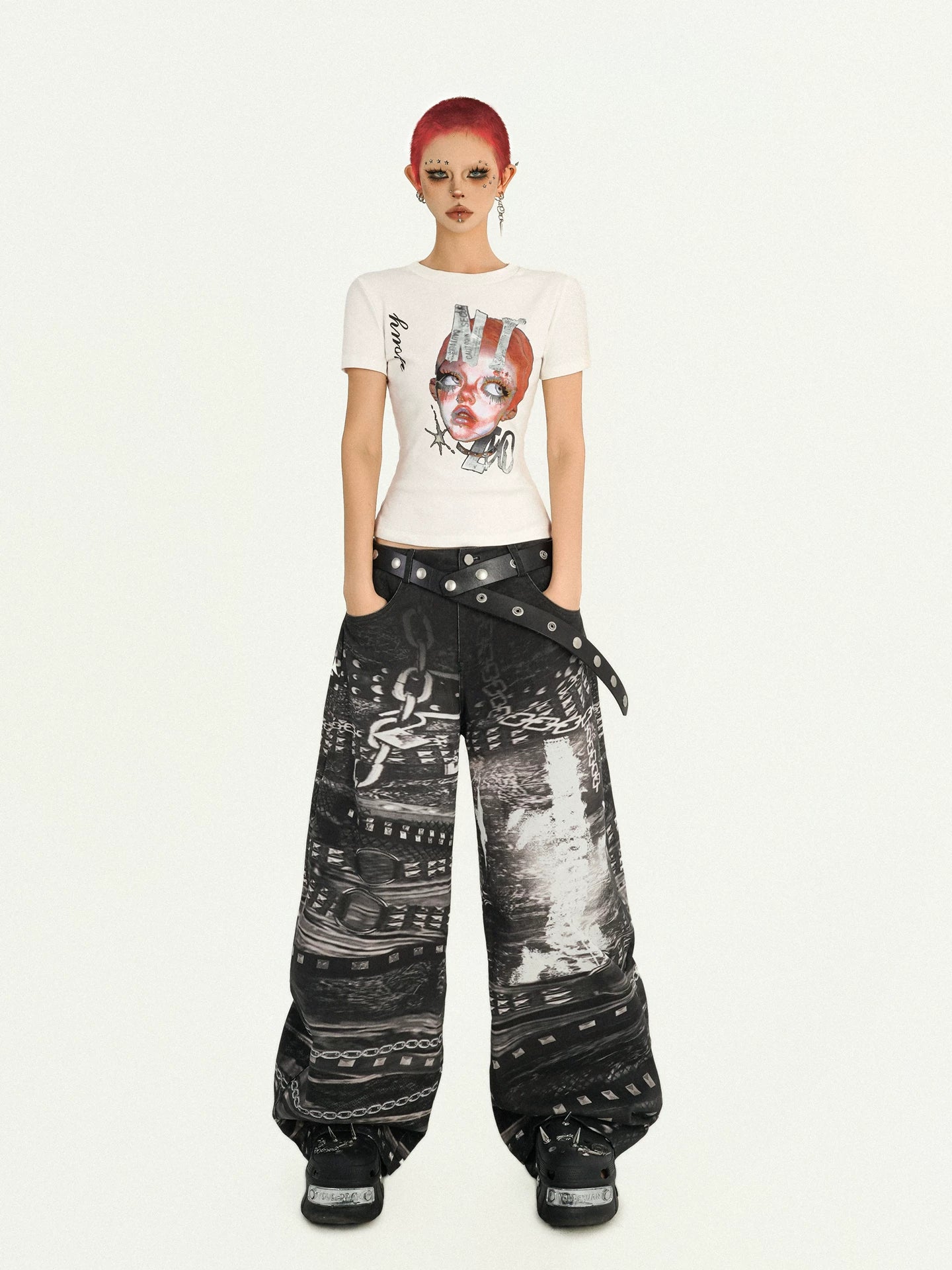 Portrait Print Fitted Short Sleeve T-Shirt