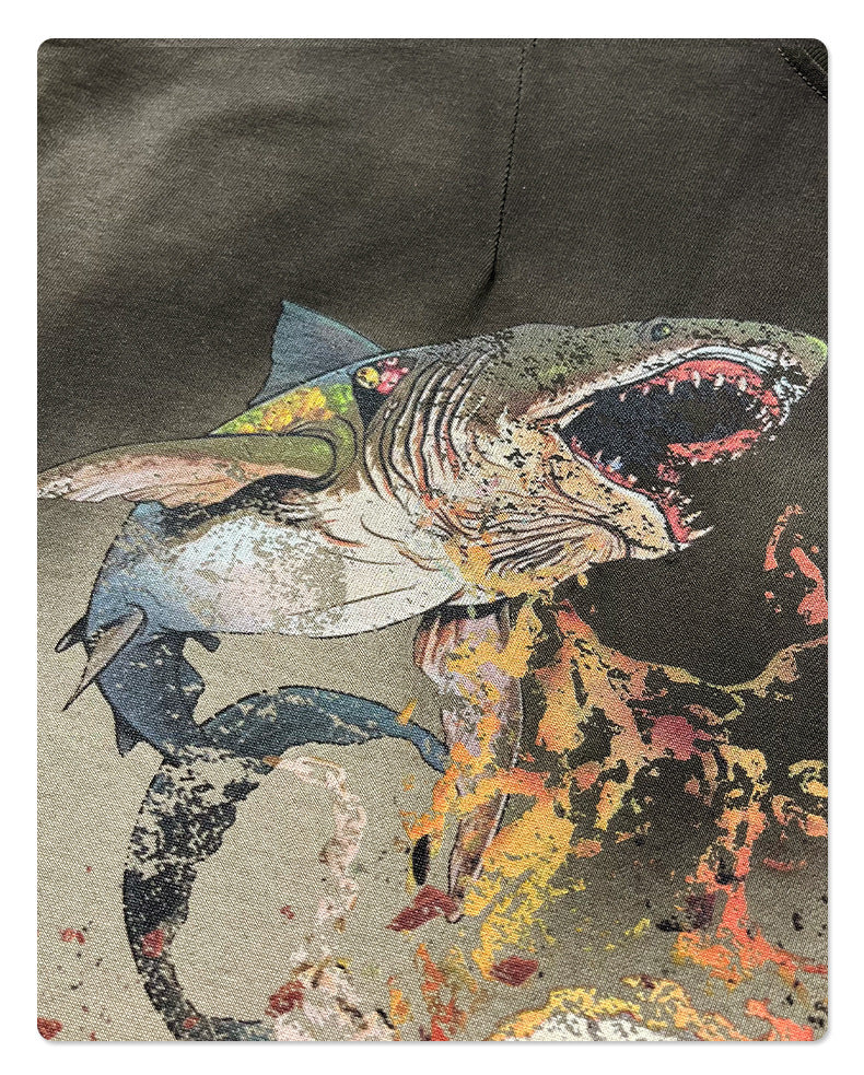 Camiseta holgada con personalidad de tiburón oscuro