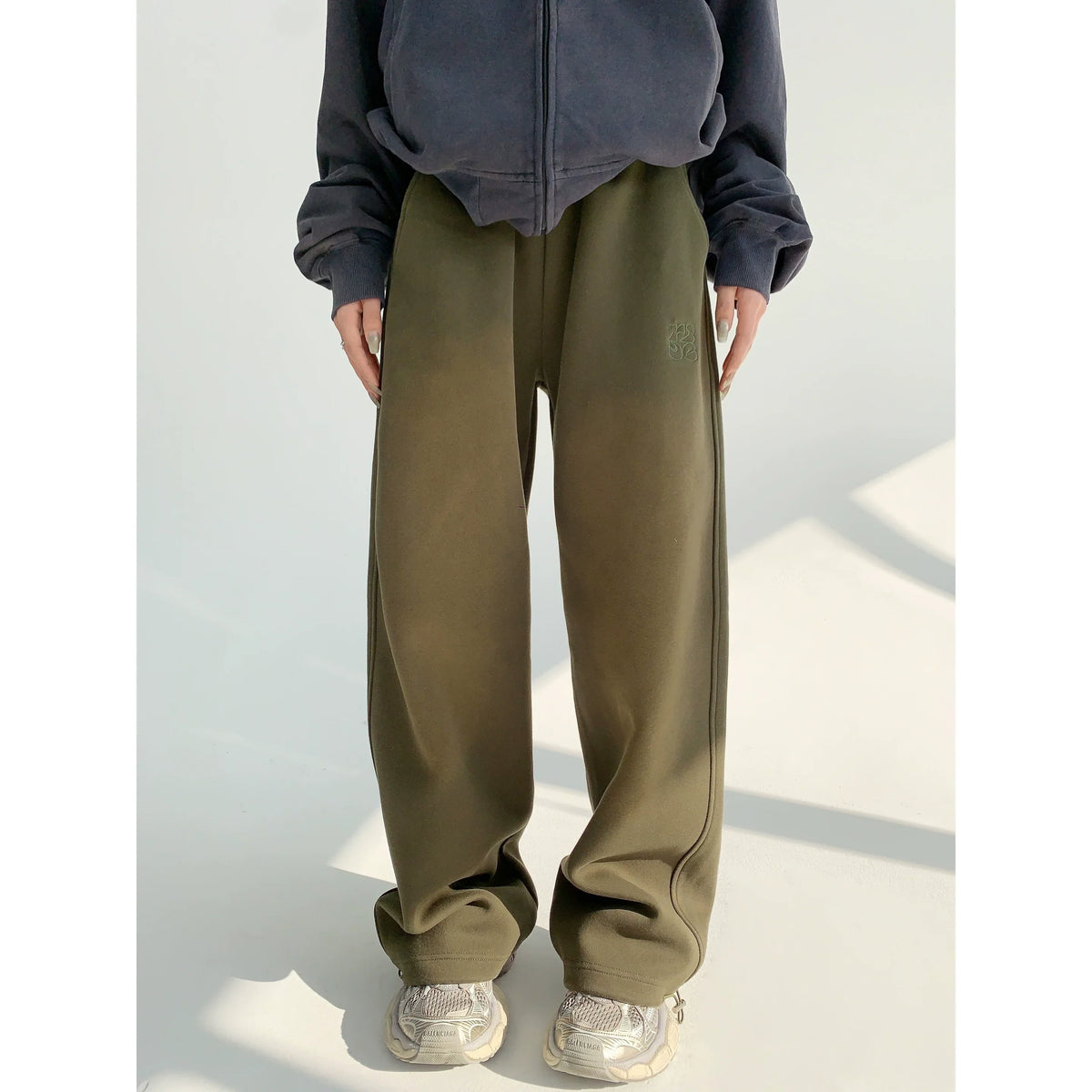 Washed Wide-Leg Straight Sweatpants