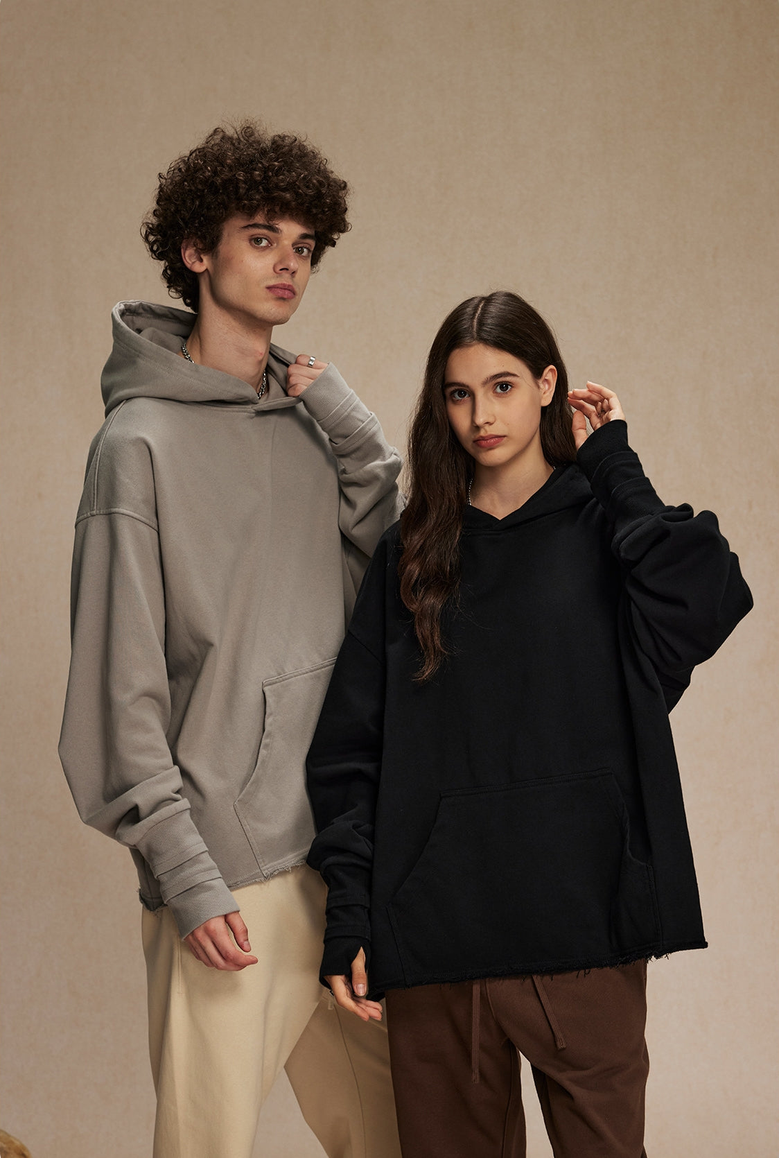 Cut-off Design Thumb Hole Oversize Hoodie