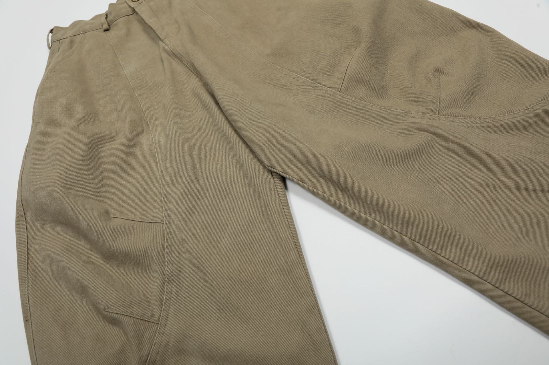 Wide Leg Curved Pants