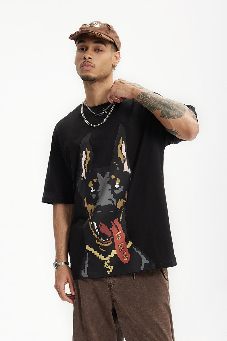 Camiseta con estampado de dóberman luminoso
