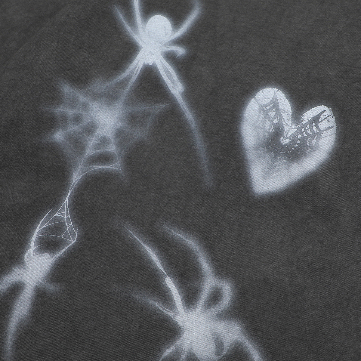 Spider Heart Print Washed T-shirt