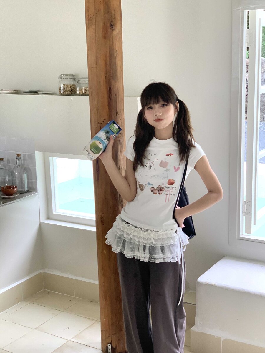 Graphic Rhinestone Short Sleeve T-Shirt