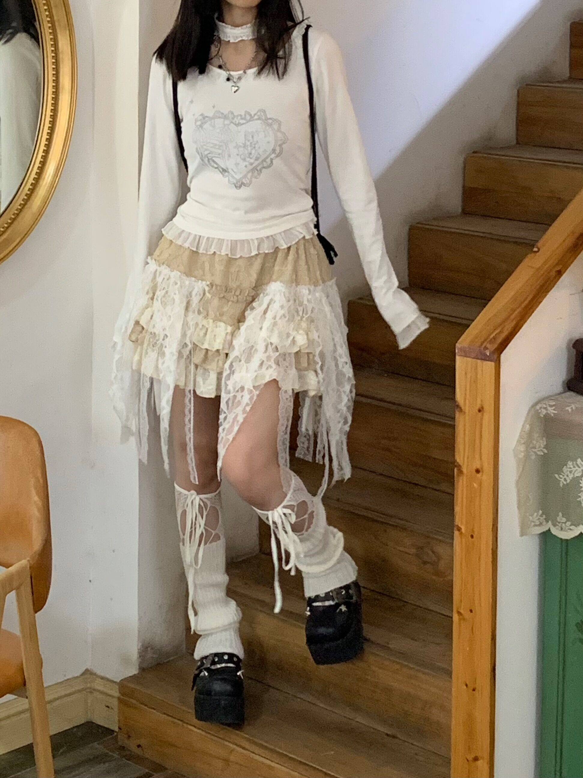 Lace Patchwork Tiered Irregular Short Skirt