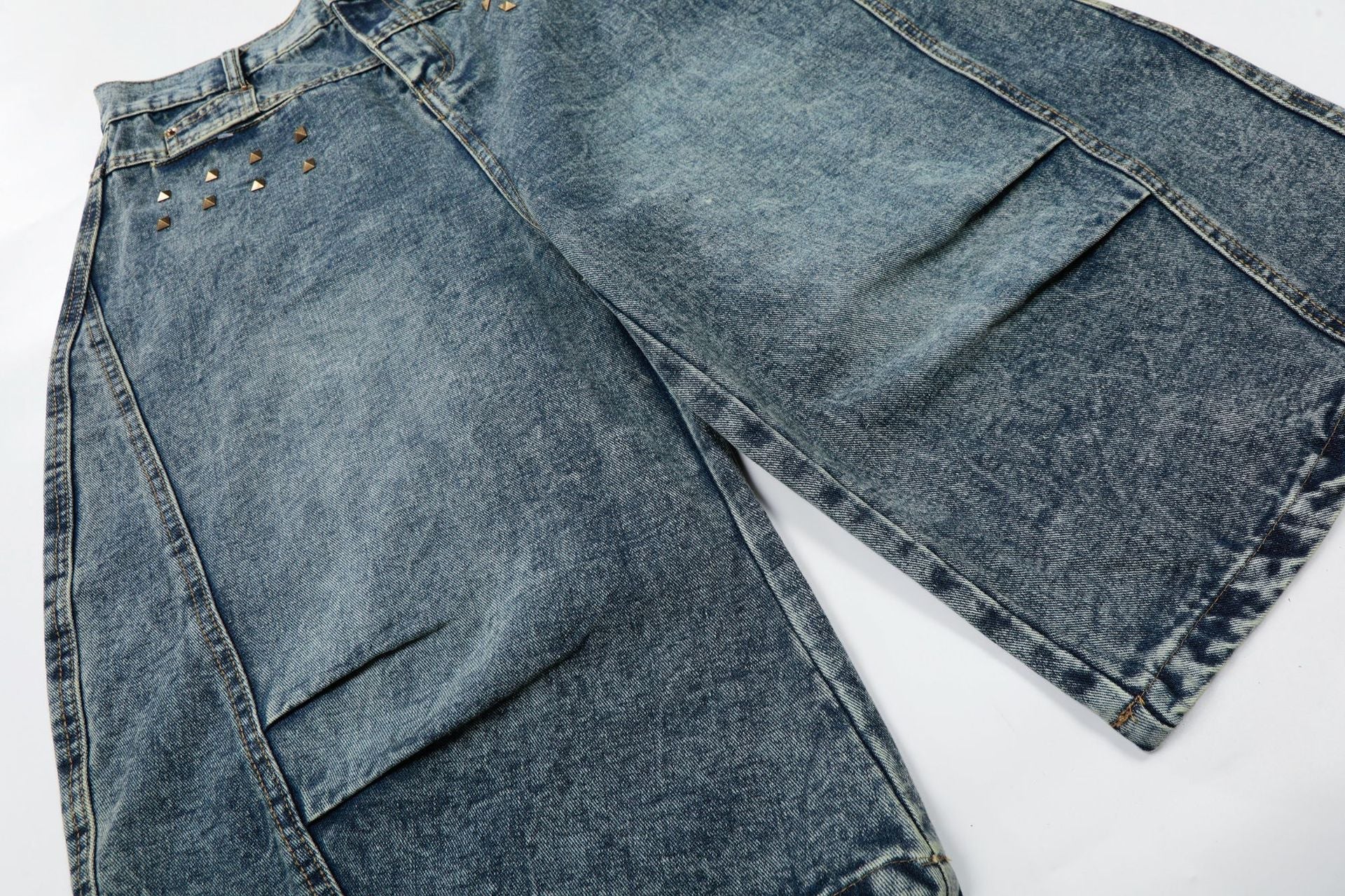 Washed Studs Panel Cropped Denim Jort
