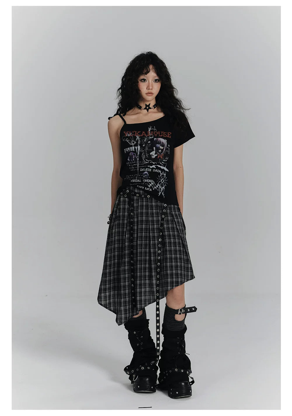 Off-Shoulder Graphic Print Slim Short Sleeve T-Shirt