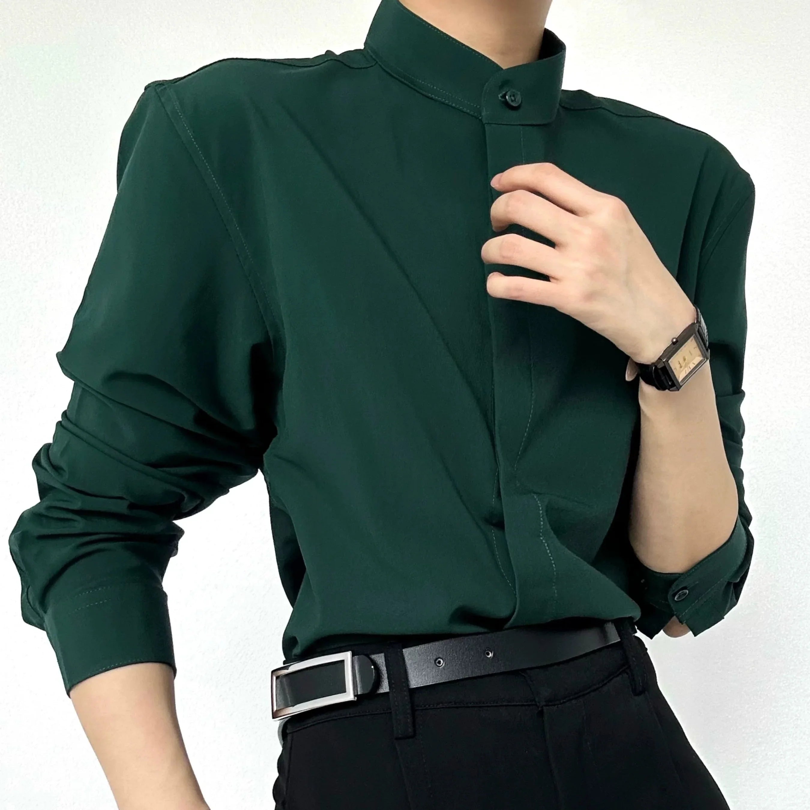 스탠딩넥 숄더라인 긴팔 셔츠