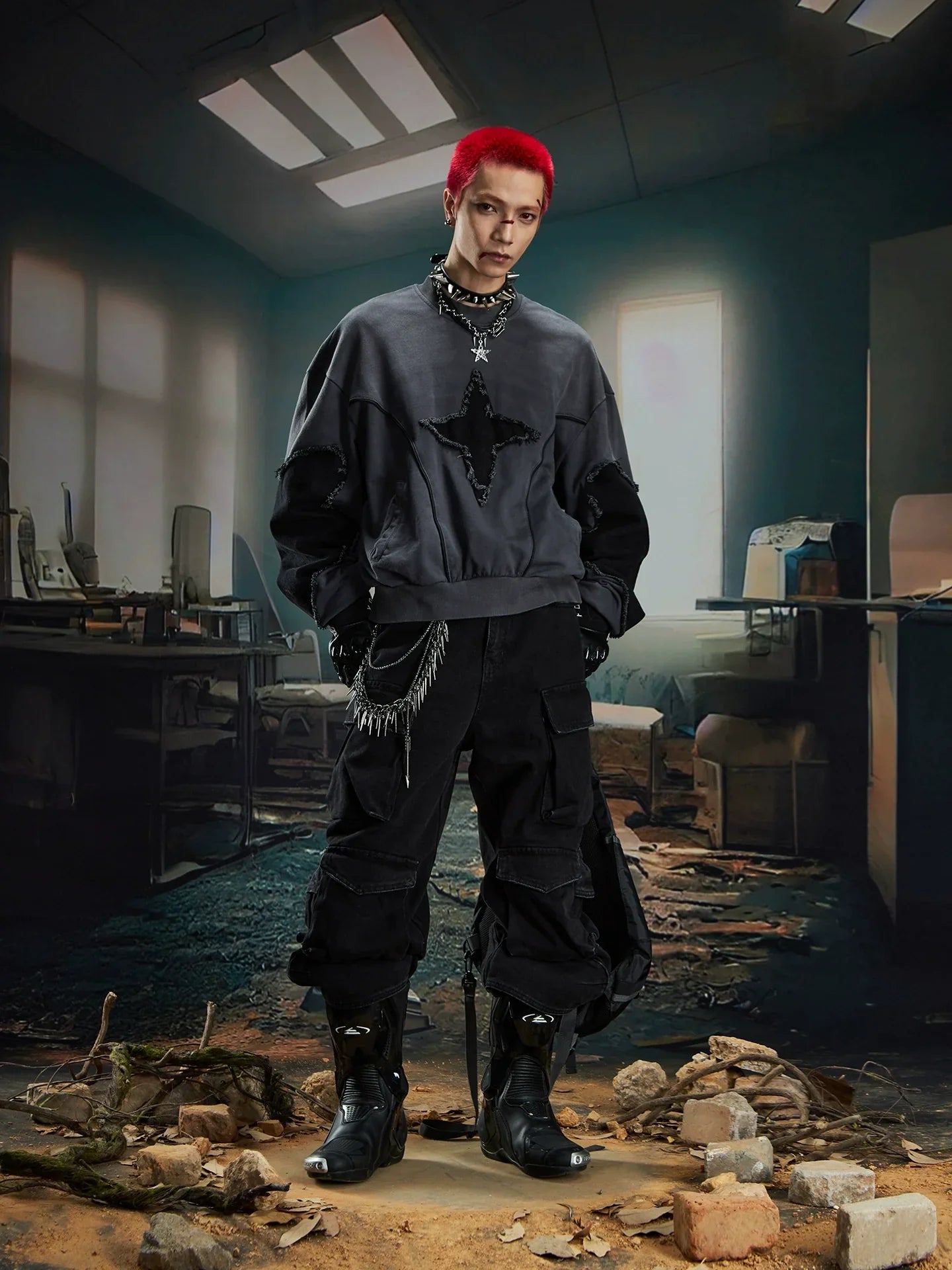 Deconstructed Patchwork Star Raw Hem Oversize Sweatshirt