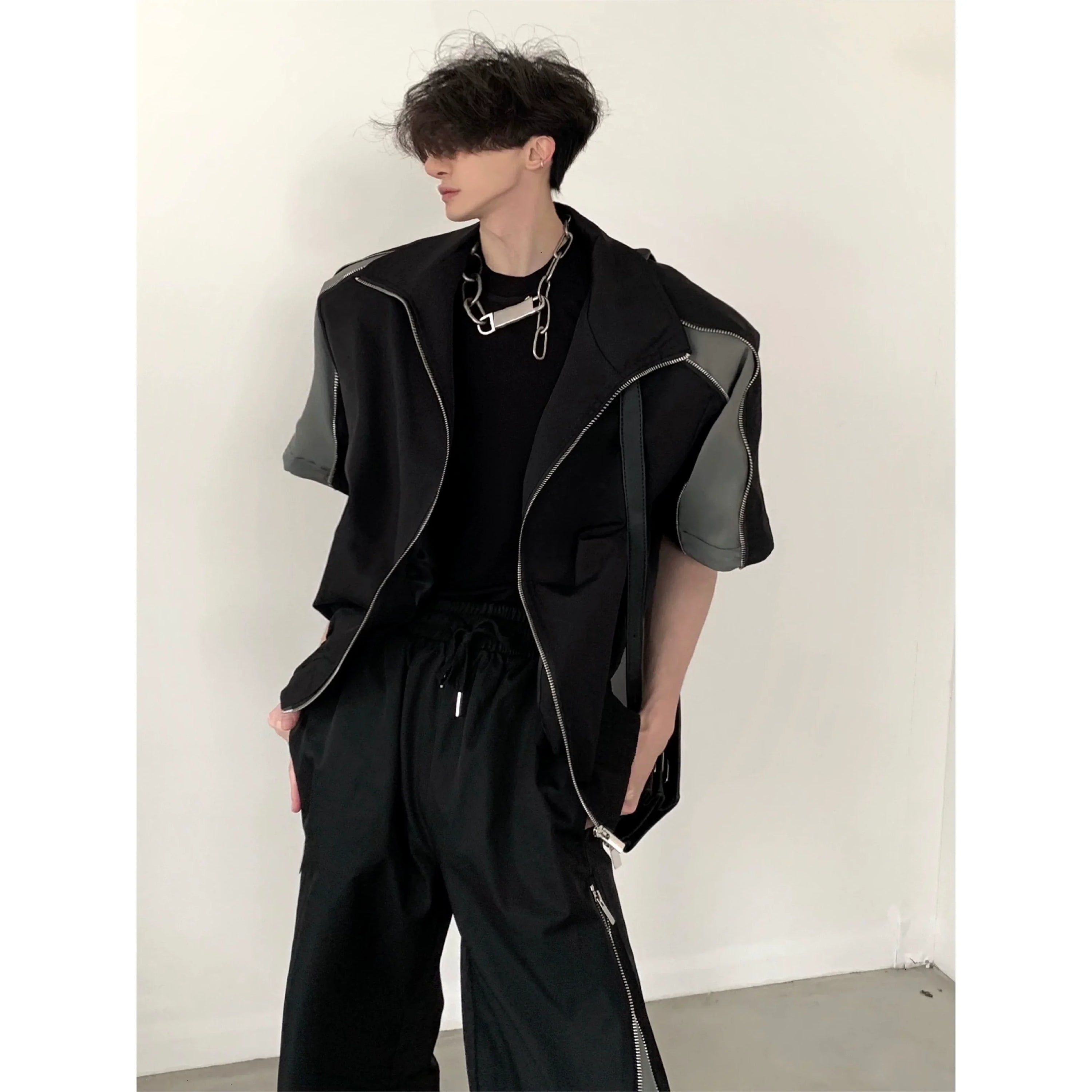 Shoulder Pad Short Sleeve ZIpper Shirt  & Zipper Design Trousers Setup