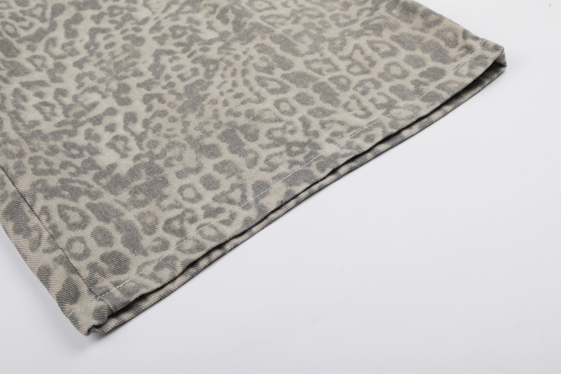 Leopard Star Pocket Jort