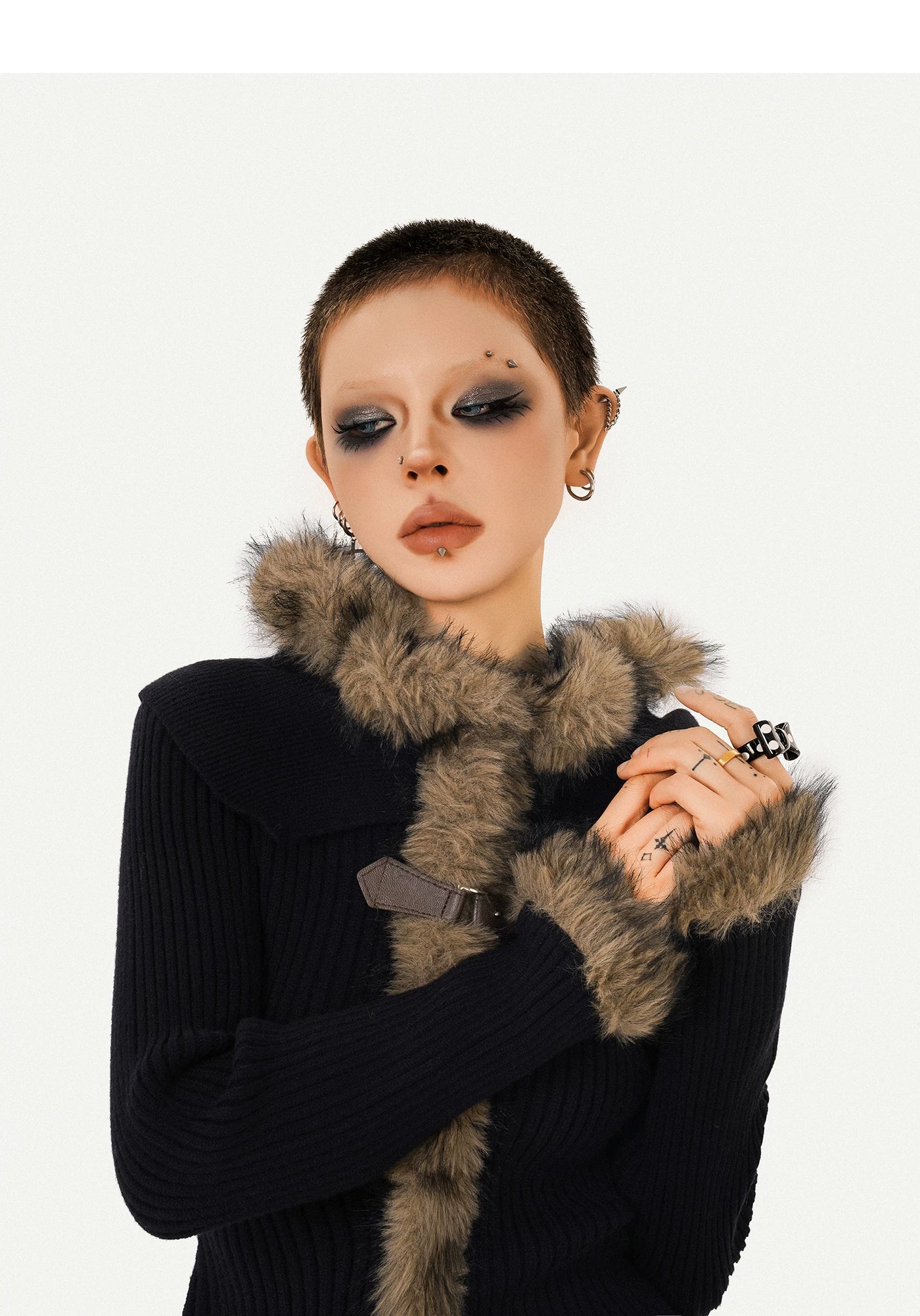 Fur Collar Fitted Knit Sweater