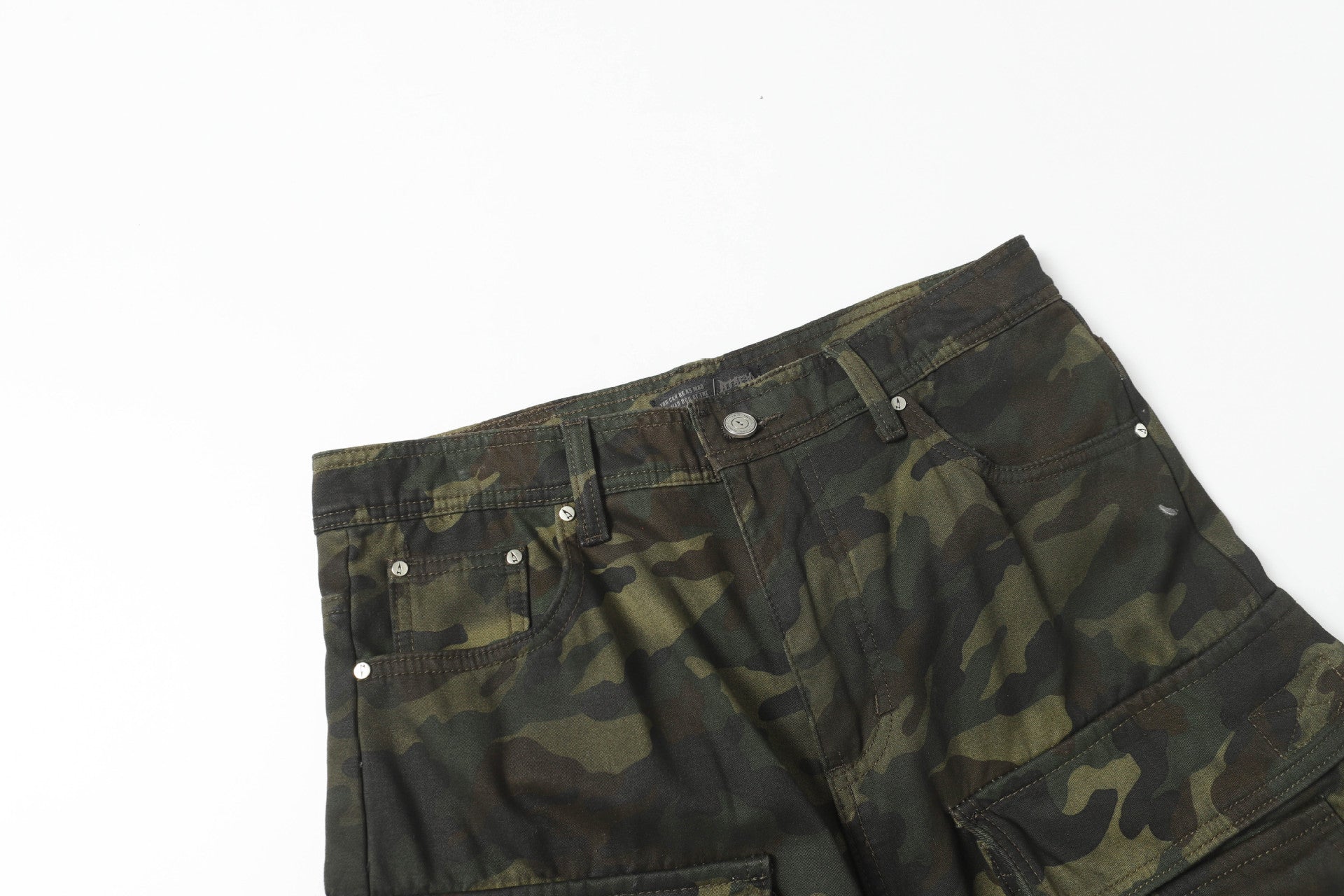 Camouflage Cargo Wide-Leg Short