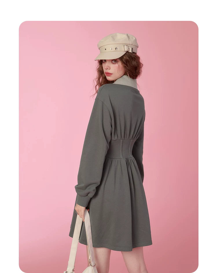 Robe sweat à taille cintrée