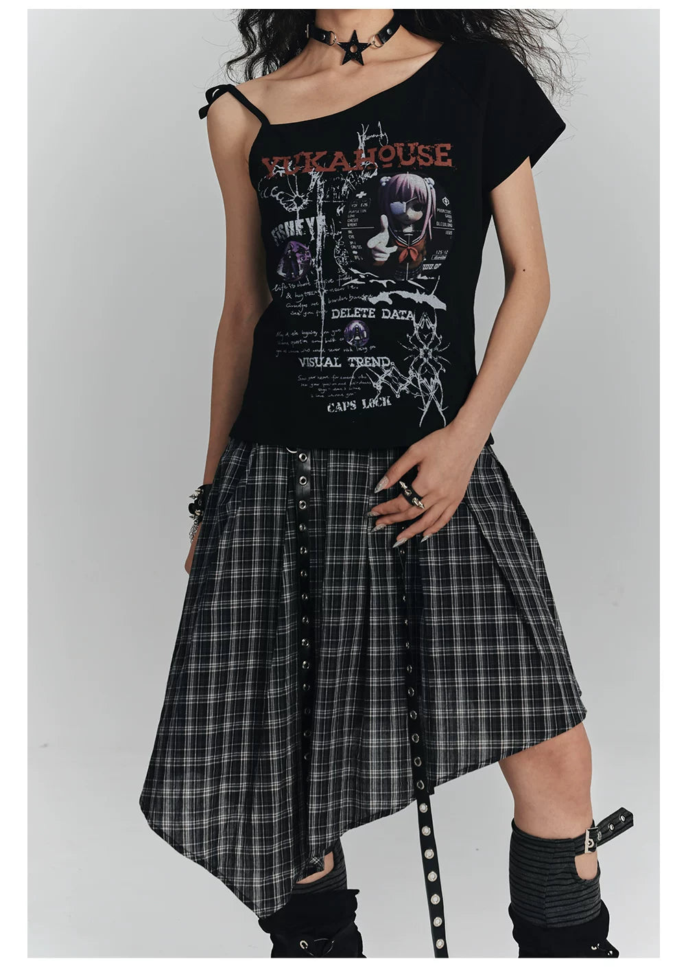 Off-Shoulder Graphic Print Slim Short Sleeve T-Shirt