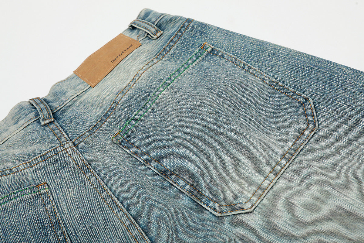 Washed Pleats Curved Denim Jeans