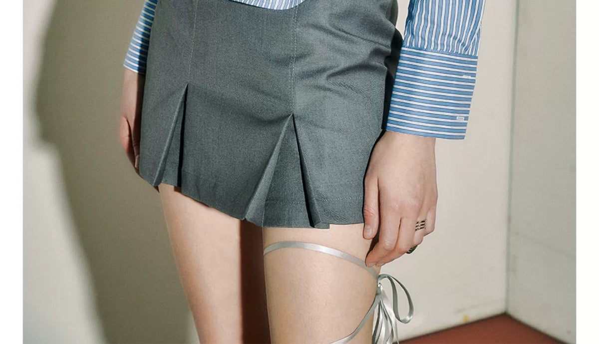 Pleats A-Line High-Waist Short Skirt