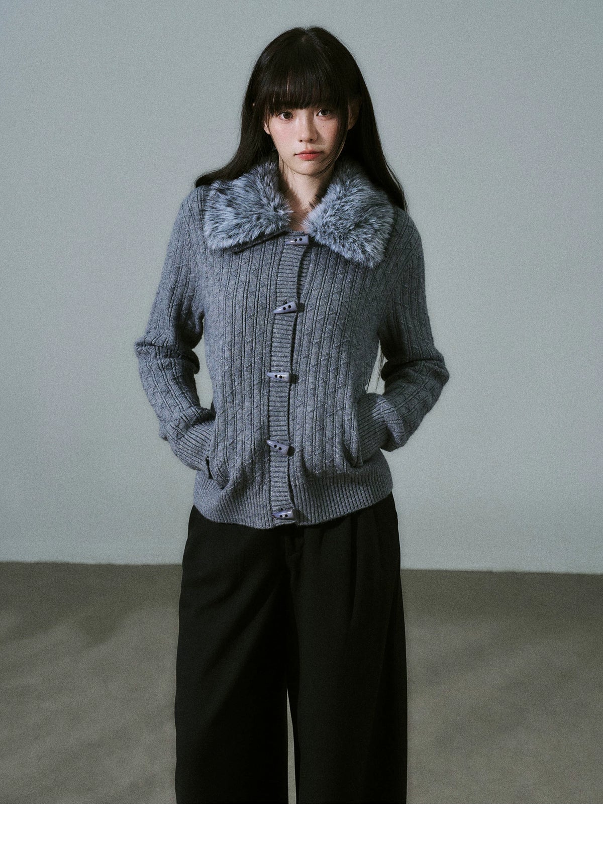 Slim Detachable Fur Collar Horn Button Sweater Jacket